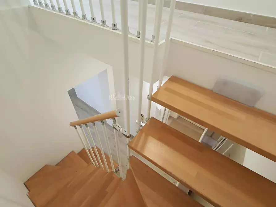 Immagine 10 di Appartamento in vendita  in via della repubblica a Alba Adriatica