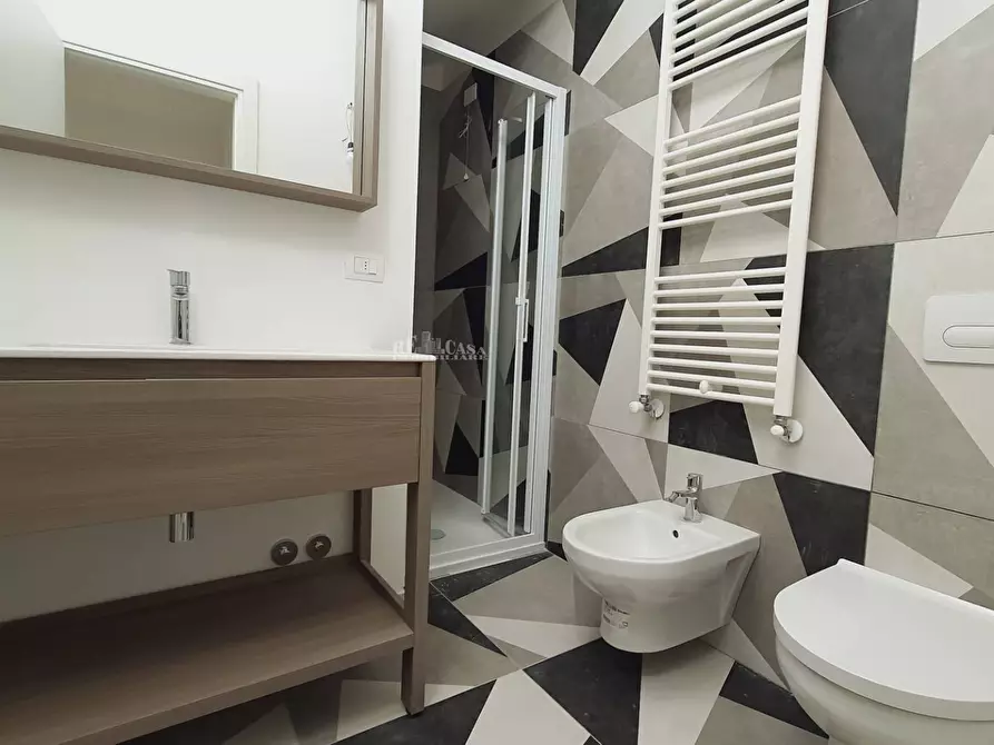 Immagine 14 di Appartamento in vendita  in via della repubblica a Alba Adriatica