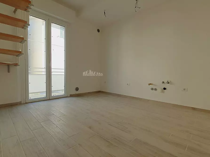 Immagine 2 di Appartamento in vendita  in via della repubblica a Alba Adriatica