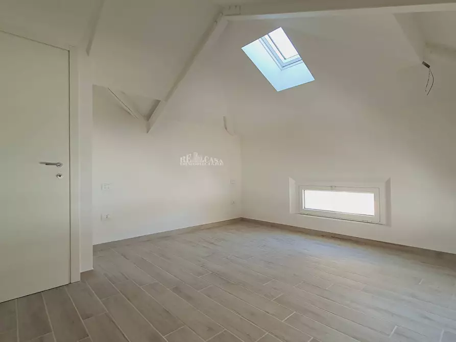 Immagine 12 di Appartamento in vendita  in via della repubblica a Alba Adriatica