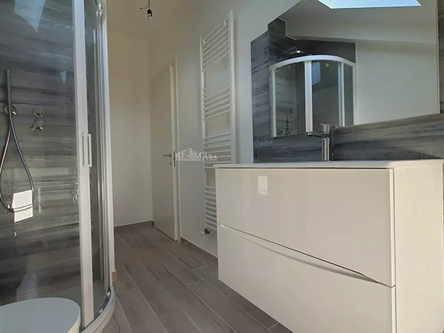 Immagine 13 di Appartamento in vendita  in via della repubblica a Alba Adriatica