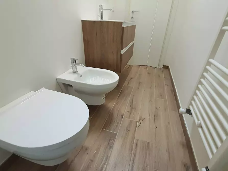 Immagine 8 di Casa indipendente in vendita  in via della repubblica a Alba Adriatica