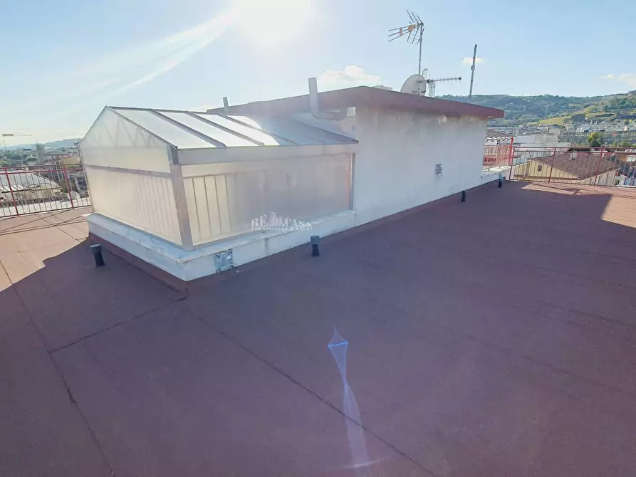 Immagine 26 di Appartamento in vendita  in via pola a San Benedetto Del Tronto