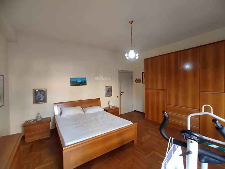 Immagine 12 di Appartamento in vendita  in via formentini a San Benedetto Del Tronto