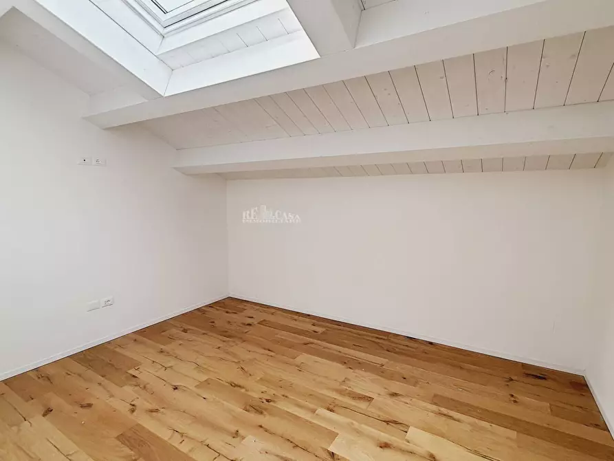 Immagine 13 di Appartamento in vendita  in via aspromonte a San Benedetto Del Tronto