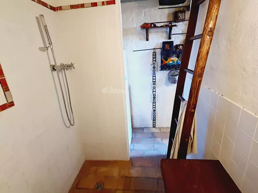 Immagine 16 di Rustico / casale in vendita  in contrada menocchia a Carassai