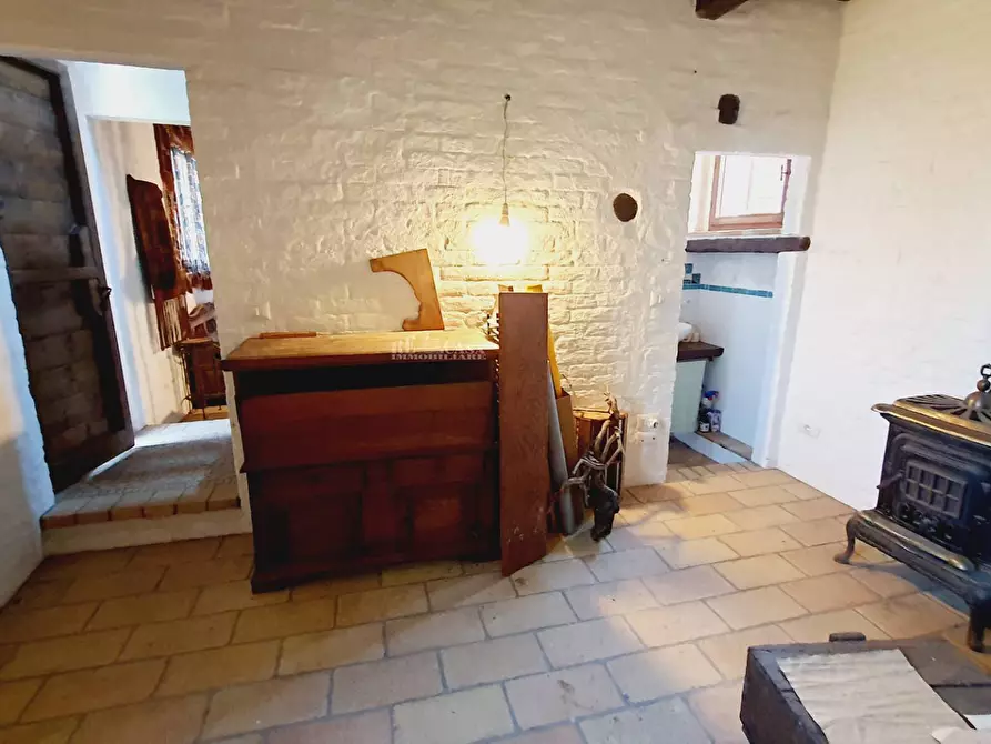Immagine 10 di Rustico / casale in vendita  in contrada menocchia a Carassai