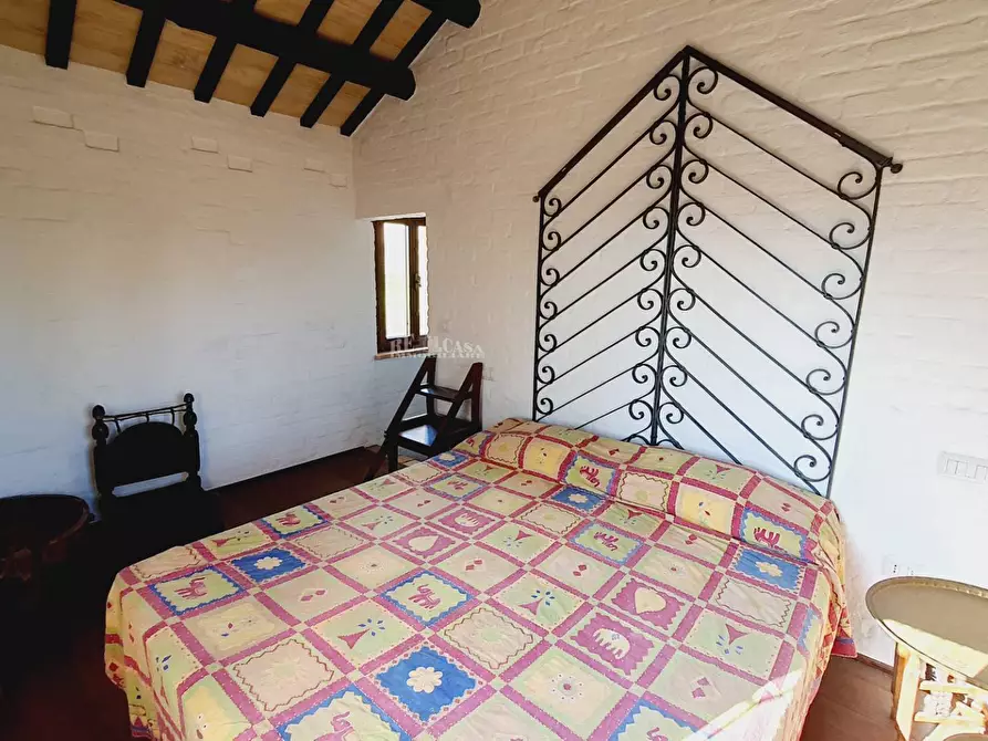 Immagine 18 di Rustico / casale in vendita  in contrada menocchia a Carassai