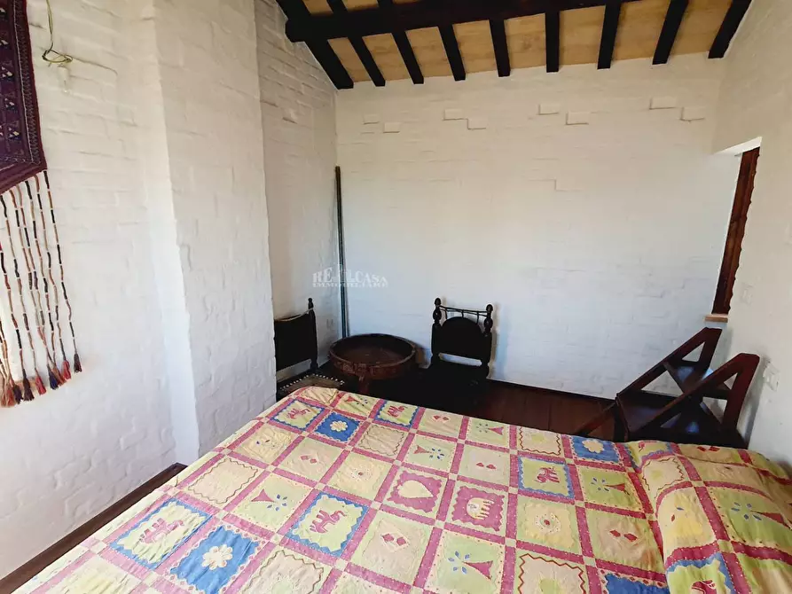 Immagine 19 di Rustico / casale in vendita  in contrada menocchia a Carassai