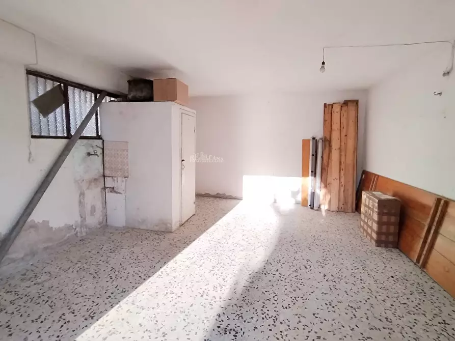 Immagine 2 di Box auto in vendita  in via umberto giordano a San Benedetto Del Tronto