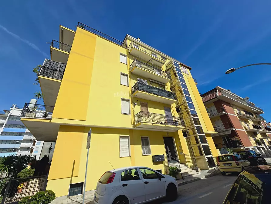 Immagine 14 di Appartamento in vendita  in Via dei Laureati a San Benedetto Del Tronto