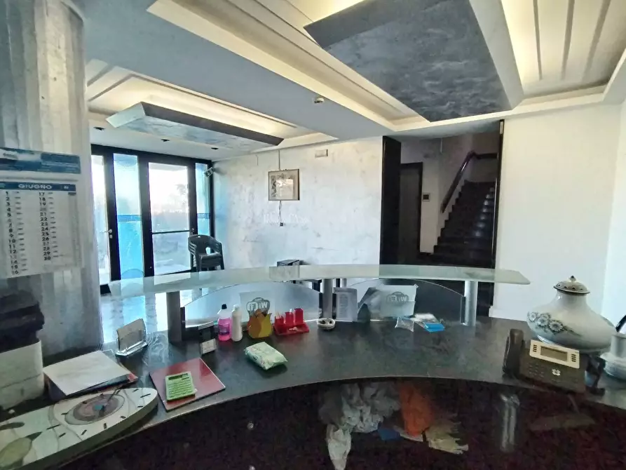 Immagine 5 di Palazzo in vendita  in via gramsci a Monteprandone