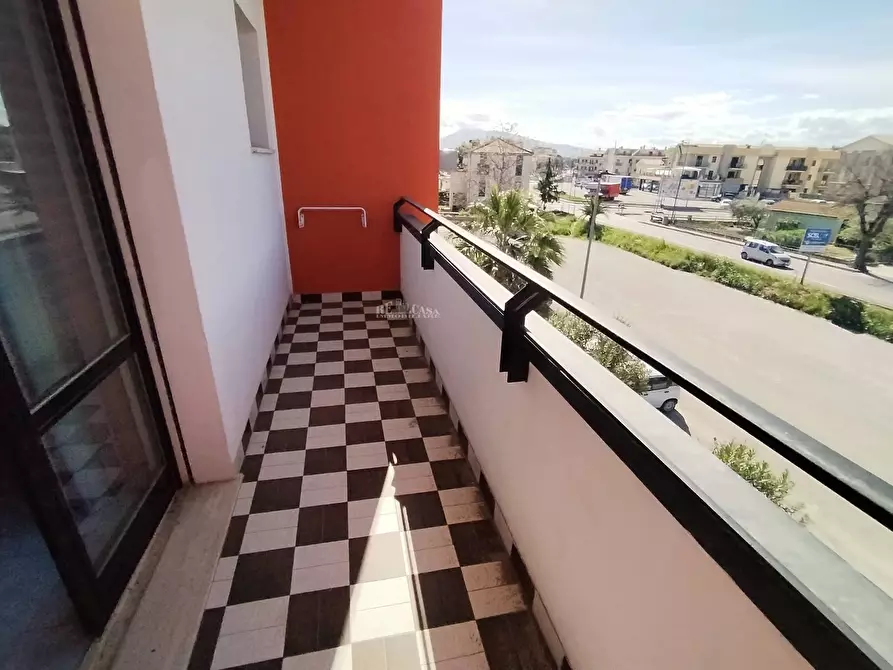 Immagine 26 di Palazzo in vendita  in via gramsci a Monteprandone