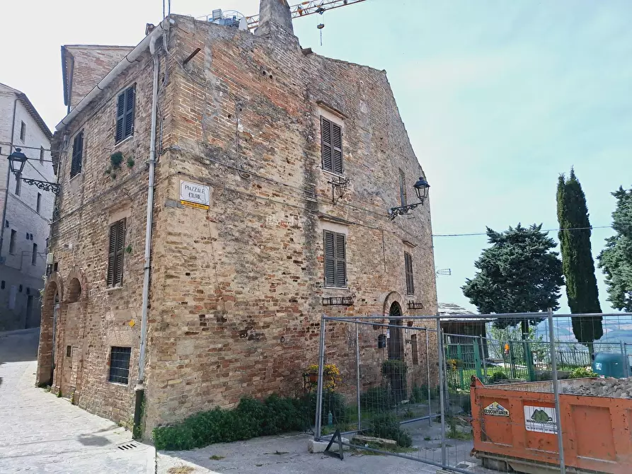 Immagine 2 di Casa indipendente in vendita  in piazza fiume a Montefiore Dell'aso