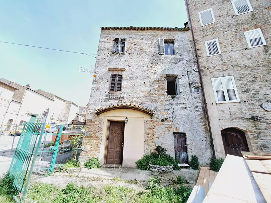 Immagine 4 di Casa indipendente in vendita  in piazza fiume a Montefiore Dell'aso