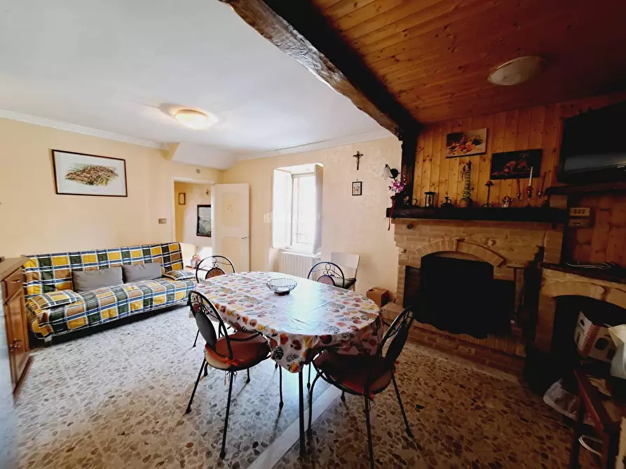 Immagine 17 di Casa indipendente in vendita  in piazza fiume a Montefiore Dell'aso