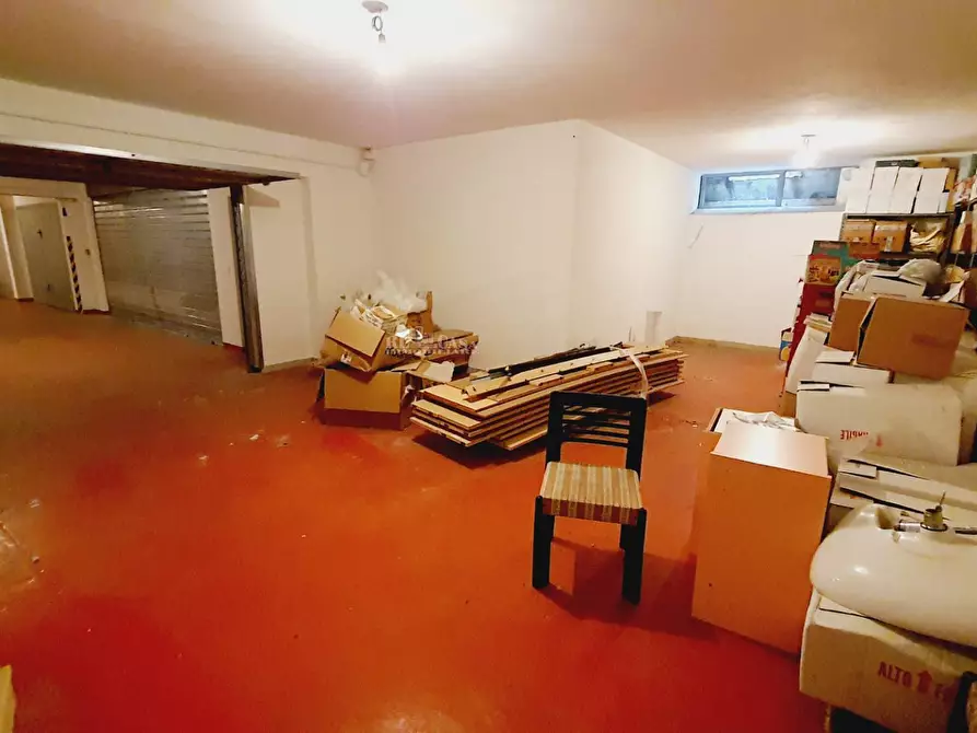 Immagine 30 di Appartamento in vendita  in via cola d'amatrice a Martinsicuro