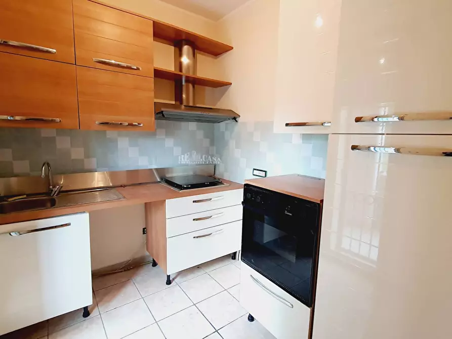 Immagine 5 di Appartamento in vendita  in via cola d'amatrice a Martinsicuro