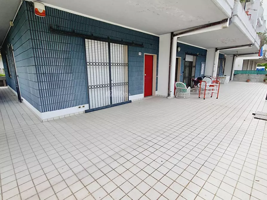 Immagine 24 di Appartamento in vendita  in via cola d'amatrice a Martinsicuro