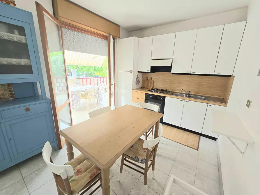 Immagine 10 di Appartamento in affitto  in Via Cefalonia a San Benedetto Del Tronto