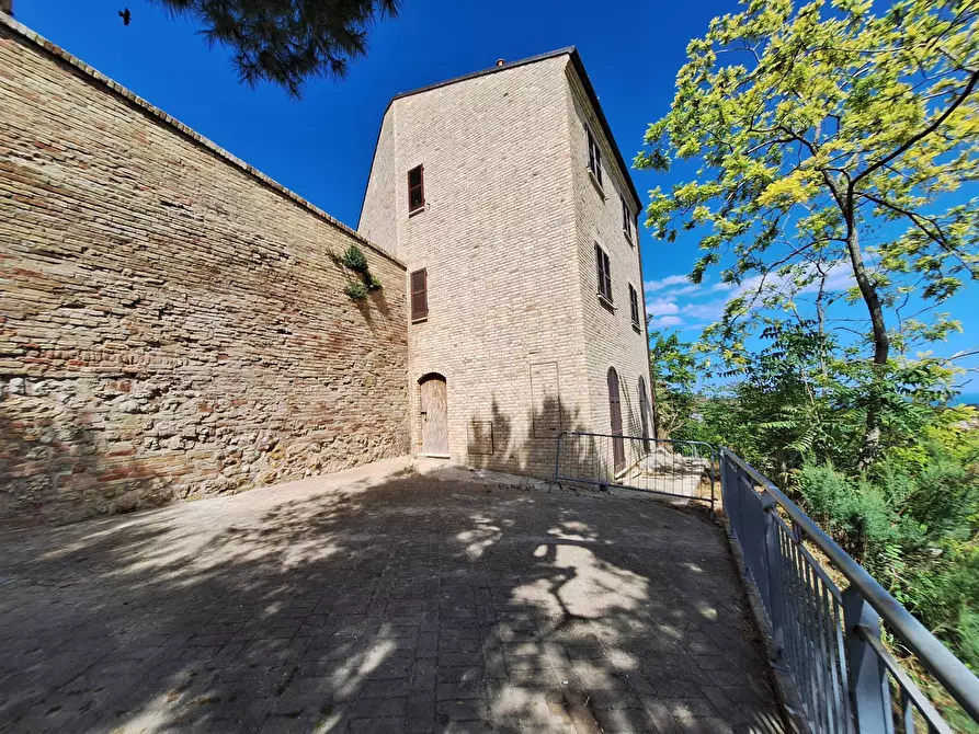 Immagine 4 di Appartamento in vendita  in Piazza del forte a Acquaviva Picena