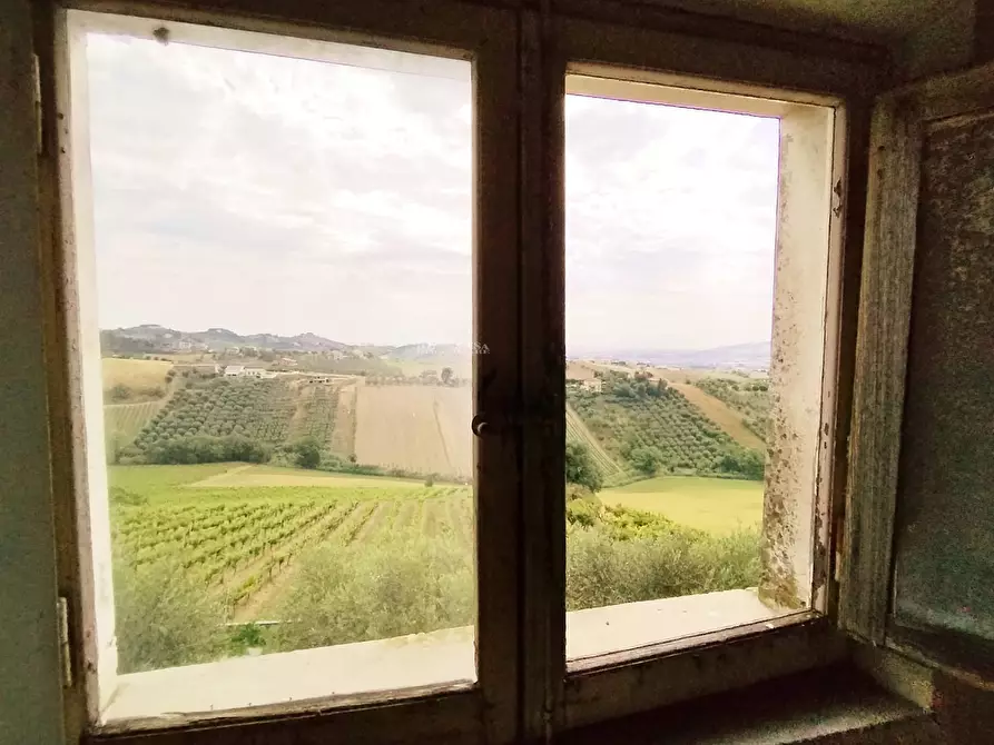 Immagine 27 di Rustico / casale in vendita  in contrada spiagge a Monteprandone