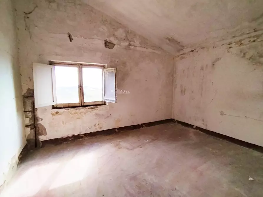 Immagine 29 di Rustico / casale in vendita  in contrada spiagge a Monteprandone