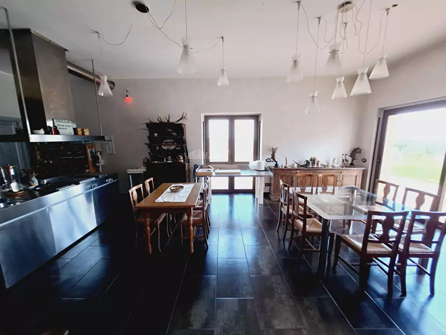 Immagine 27 di Villa in vendita  in Contrada Codara a Ripatransone