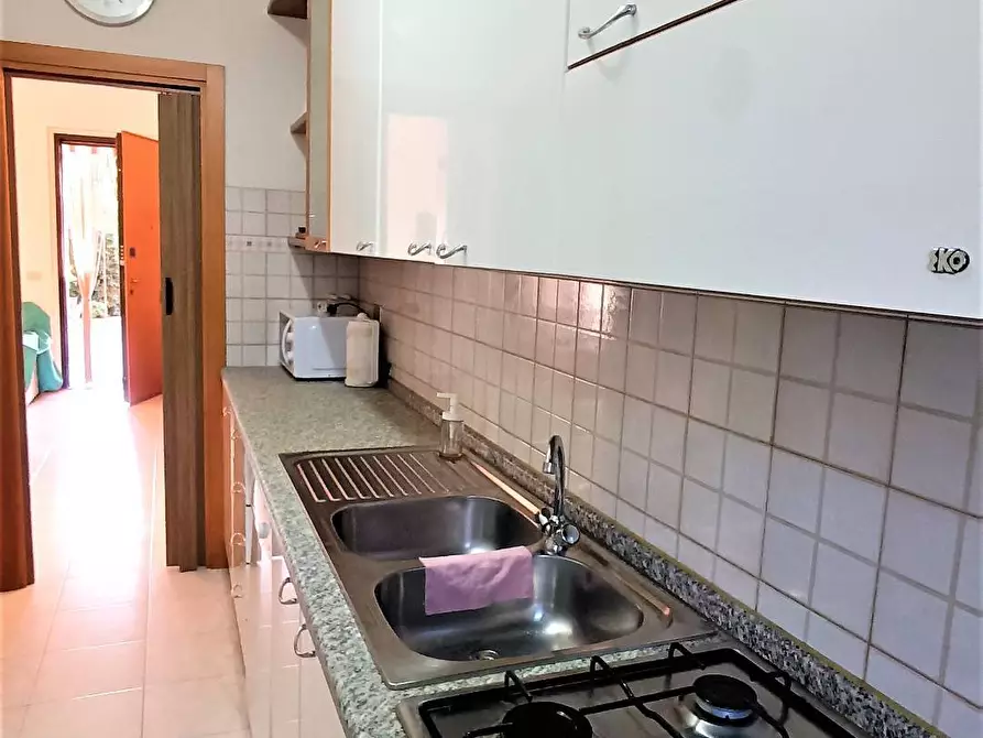 Immagine 14 di Appartamento in vendita  in via gramsci a Altidona