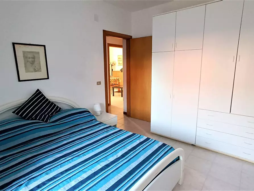 Immagine 21 di Appartamento in vendita  in via gramsci a Altidona