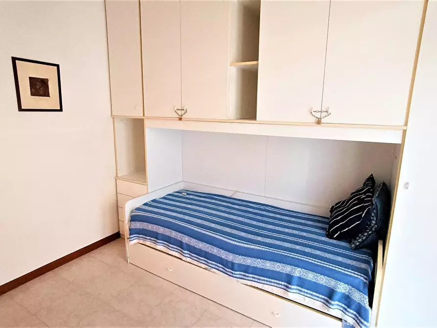 Immagine 22 di Appartamento in vendita  in via gramsci a Altidona