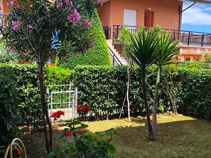 Immagine 6 di Appartamento in vendita  in via gramsci a Altidona