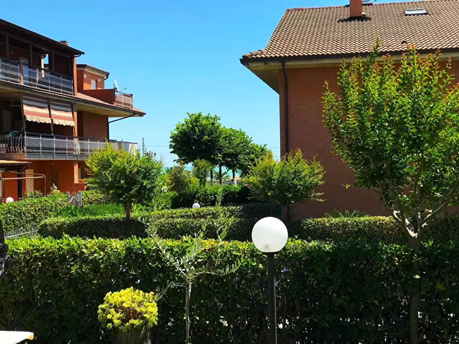 Immagine 1 di Appartamento in vendita  in via gramsci a Altidona