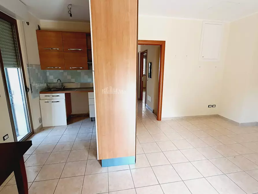 Immagine 6 di Appartamento in vendita  in via cola d'amatrice a Martinsicuro