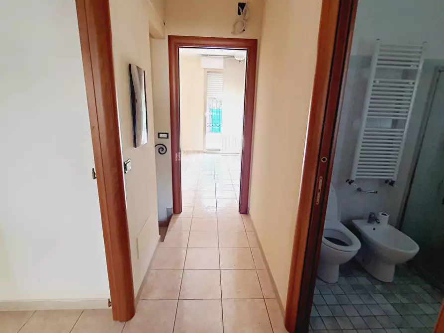 Immagine 14 di Appartamento in vendita  in via cola d'amatrice a Martinsicuro