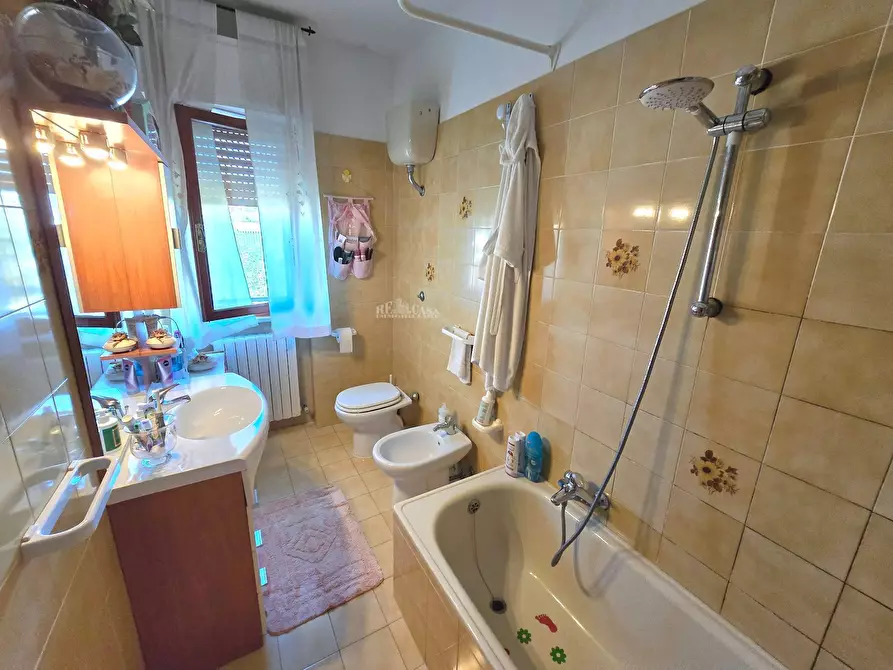 Immagine 25 di Appartamento in vendita  in Via Degli Oleandri a Monteprandone