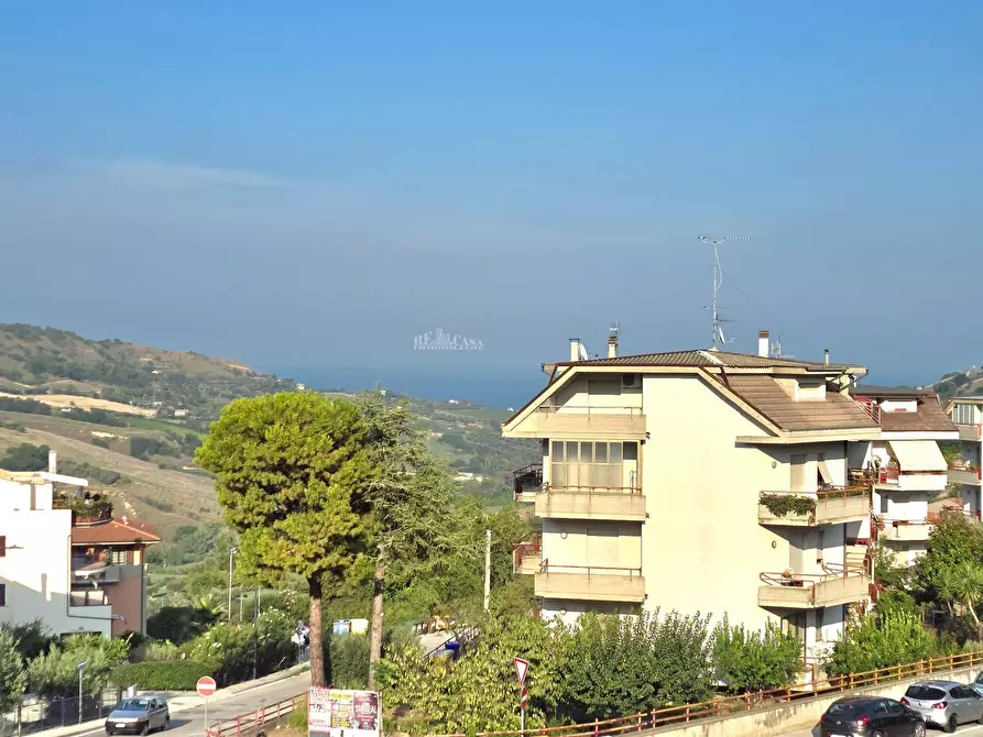 Immagine 8 di Appartamento in vendita  in Via Tirreno a Monteprandone