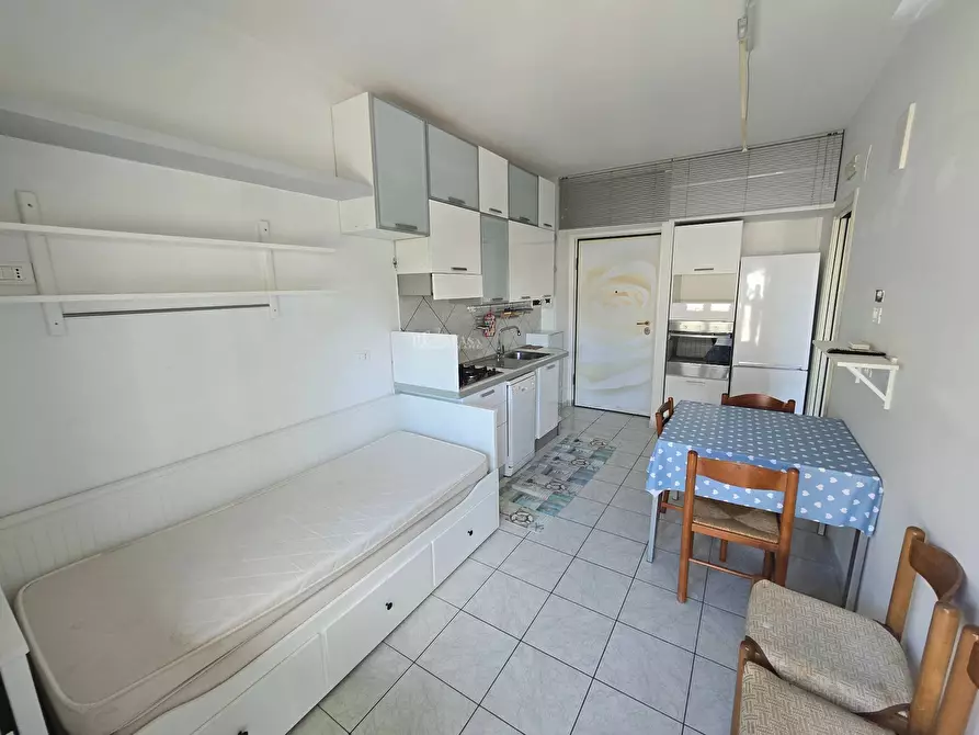 Immagine 4 di Appartamento in affitto  in Via Dei Mille a San Benedetto Del Tronto