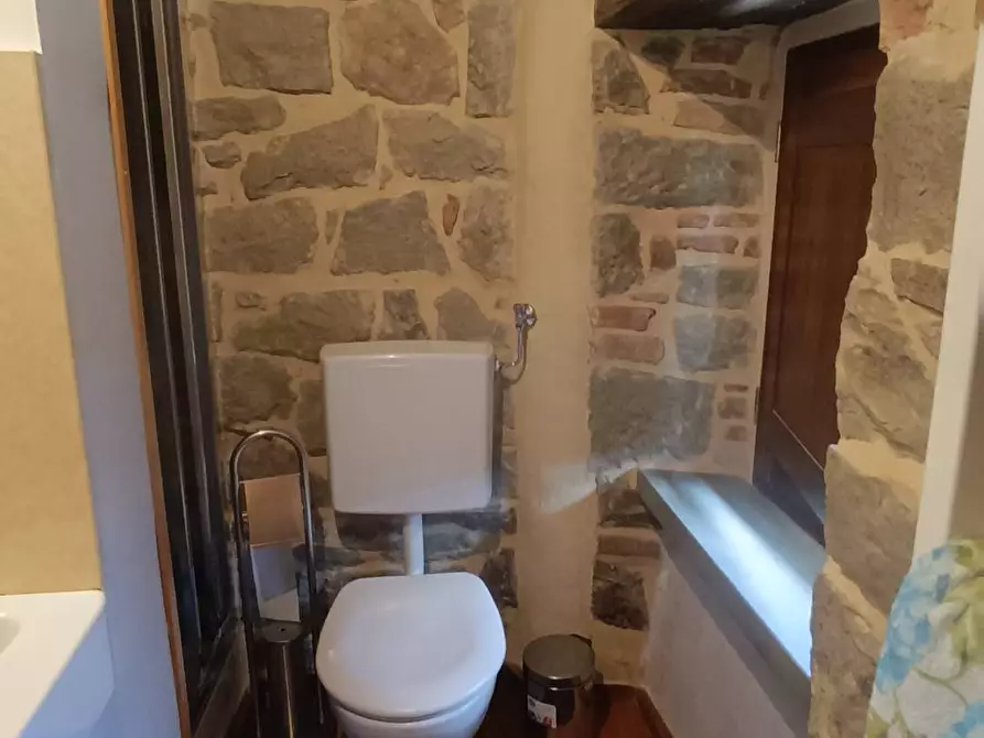 Immagine 10 di Casa indipendente in vendita  in vignatico a Valle Castellana