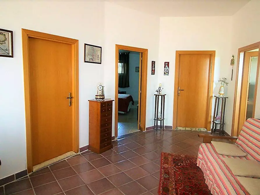 Immagine 9 di Casa indipendente in vendita  in Contrada di là di Menocchia, 63063 Carassai AP a Carassai