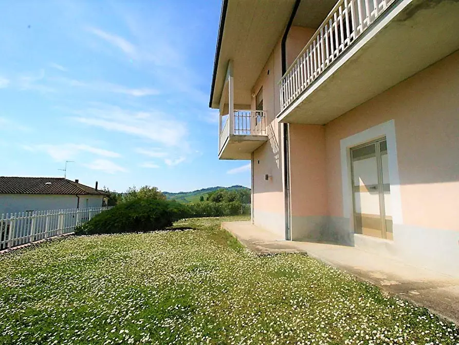 Immagine 12 di Casa indipendente in vendita  in Contrada di là di Menocchia, 63063 Carassai AP a Carassai