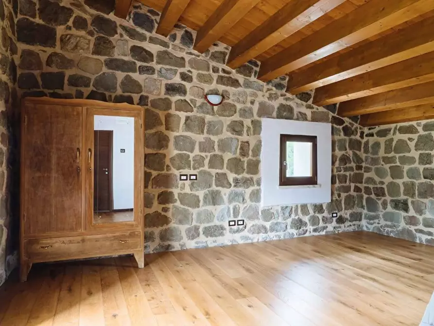 Immagine 7 di Agriturismo in vendita  in vignatico a Valle Castellana