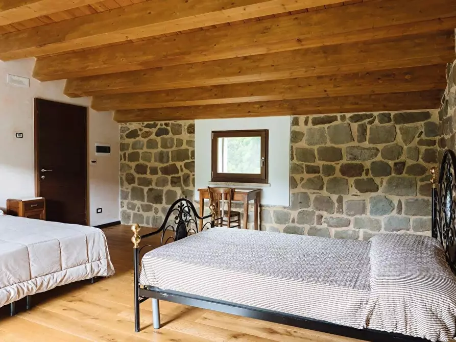 Immagine 11 di Agriturismo in vendita  in vignatico a Valle Castellana