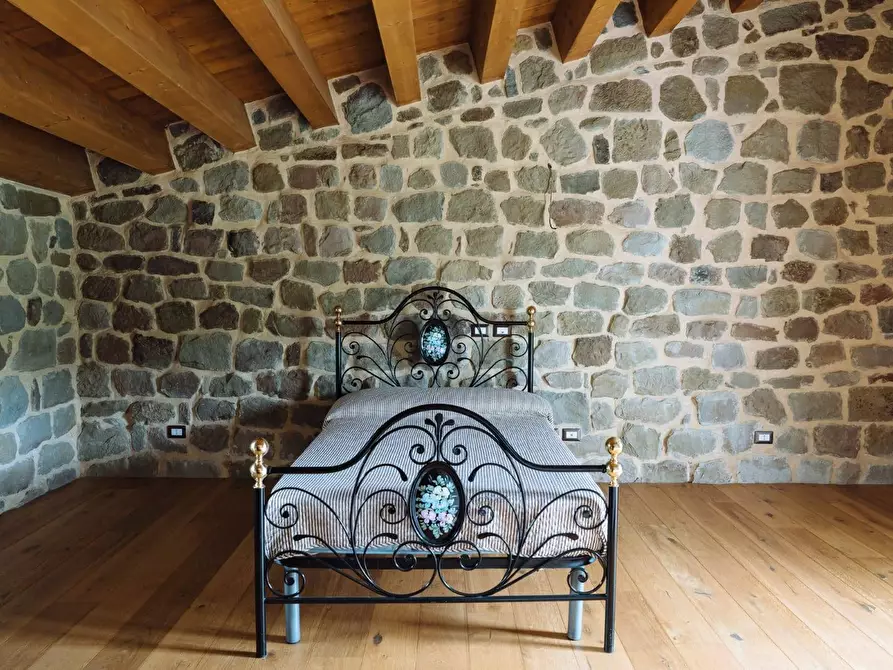 Immagine 19 di Agriturismo in vendita  in vignatico a Valle Castellana