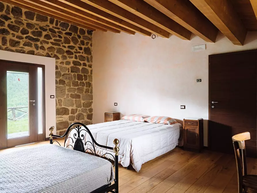 Immagine 22 di Agriturismo in vendita  in vignatico a Valle Castellana