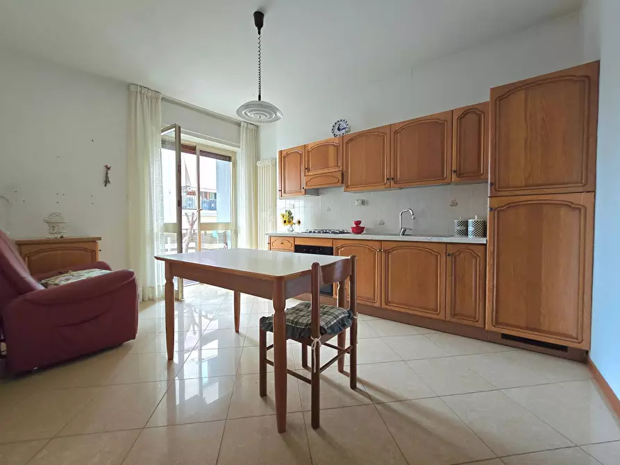 Immagine 5 di Appartamento in vendita  in Via Neuro Spinozzi a San Benedetto Del Tronto