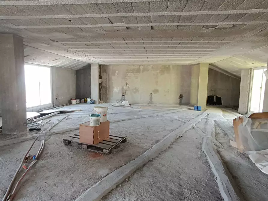 Immagine 21 di Capannone industriale in vendita  in fermi a Acquaviva Picena