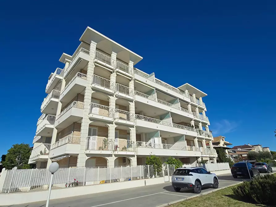 Immagine 19 di Appartamento in vendita  in Via Fratelli Cervi a San Benedetto Del Tronto