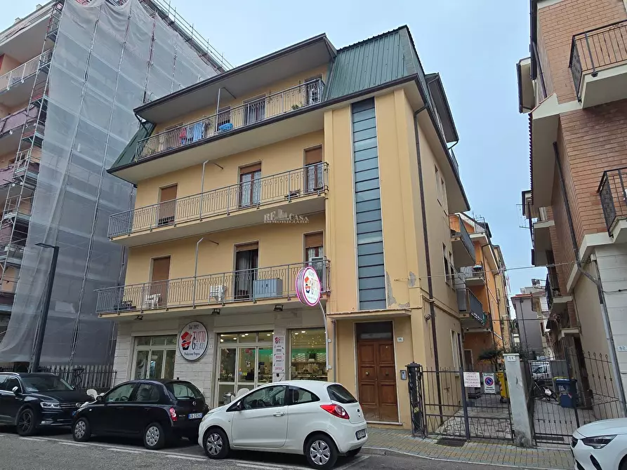 Immagine 1 di Appartamento in vendita  in Via dante alighieri a Grottammare