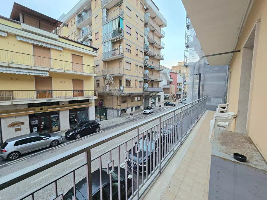 Immagine 9 di Appartamento in vendita  in Via dante alighieri a Grottammare